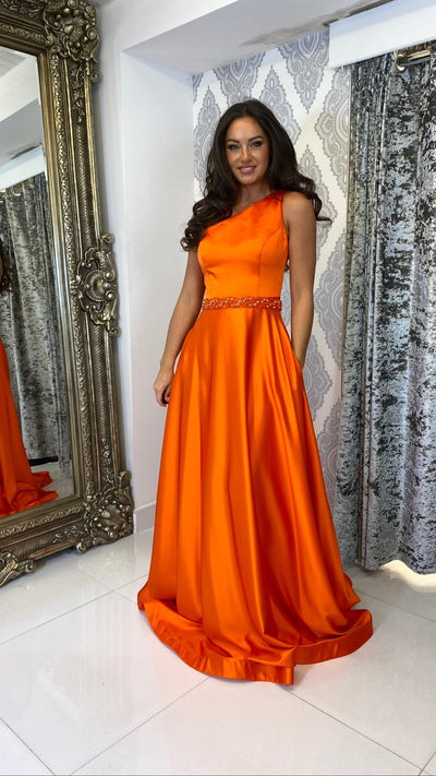 ROSIE'S CLOSET IN STORE