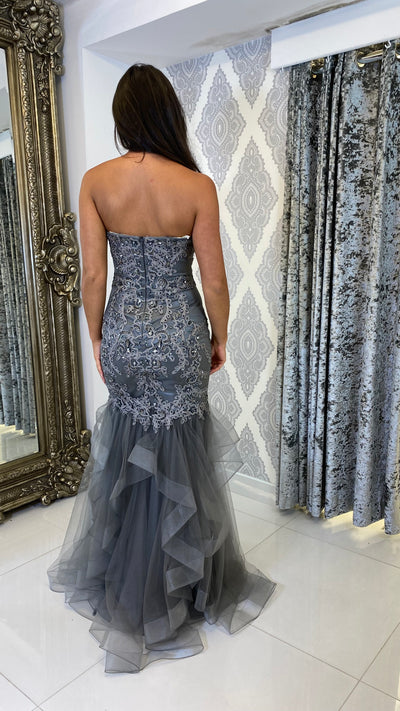 ROSIE'S CLOSET IN STORE