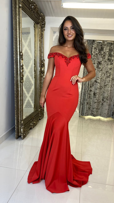 ROSIE'S CLOSET IN STORE