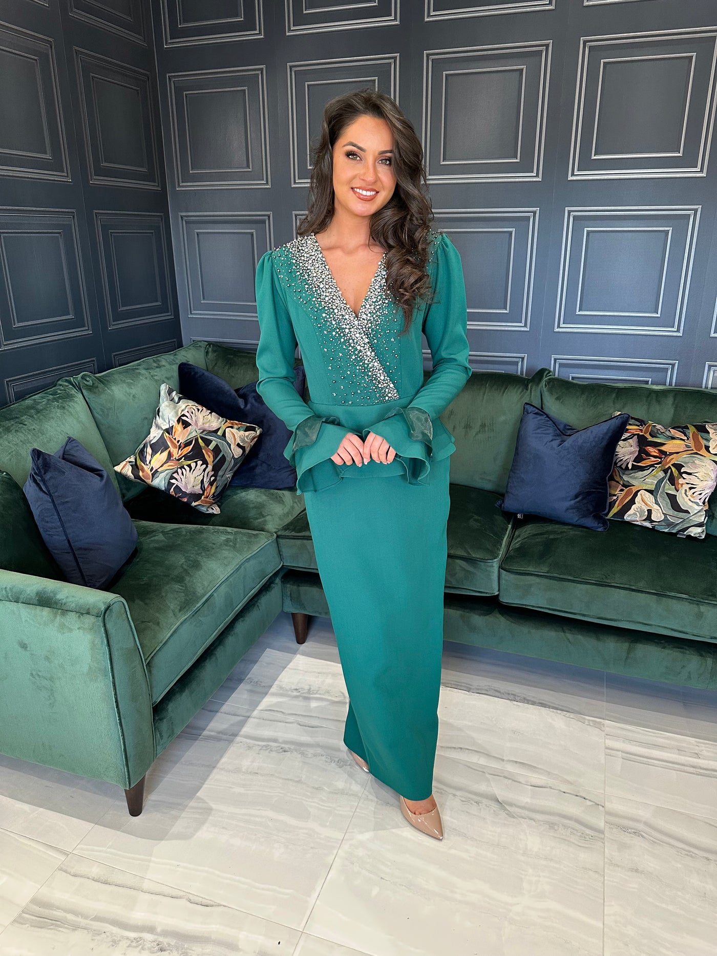 Emerald Green Long Sleeve Silver Jeweled Wedding Guest Dress Rosies Closet Emerald Green Long Sleeve Silver Jeweled Wedding Guest Dress Rosies Closet