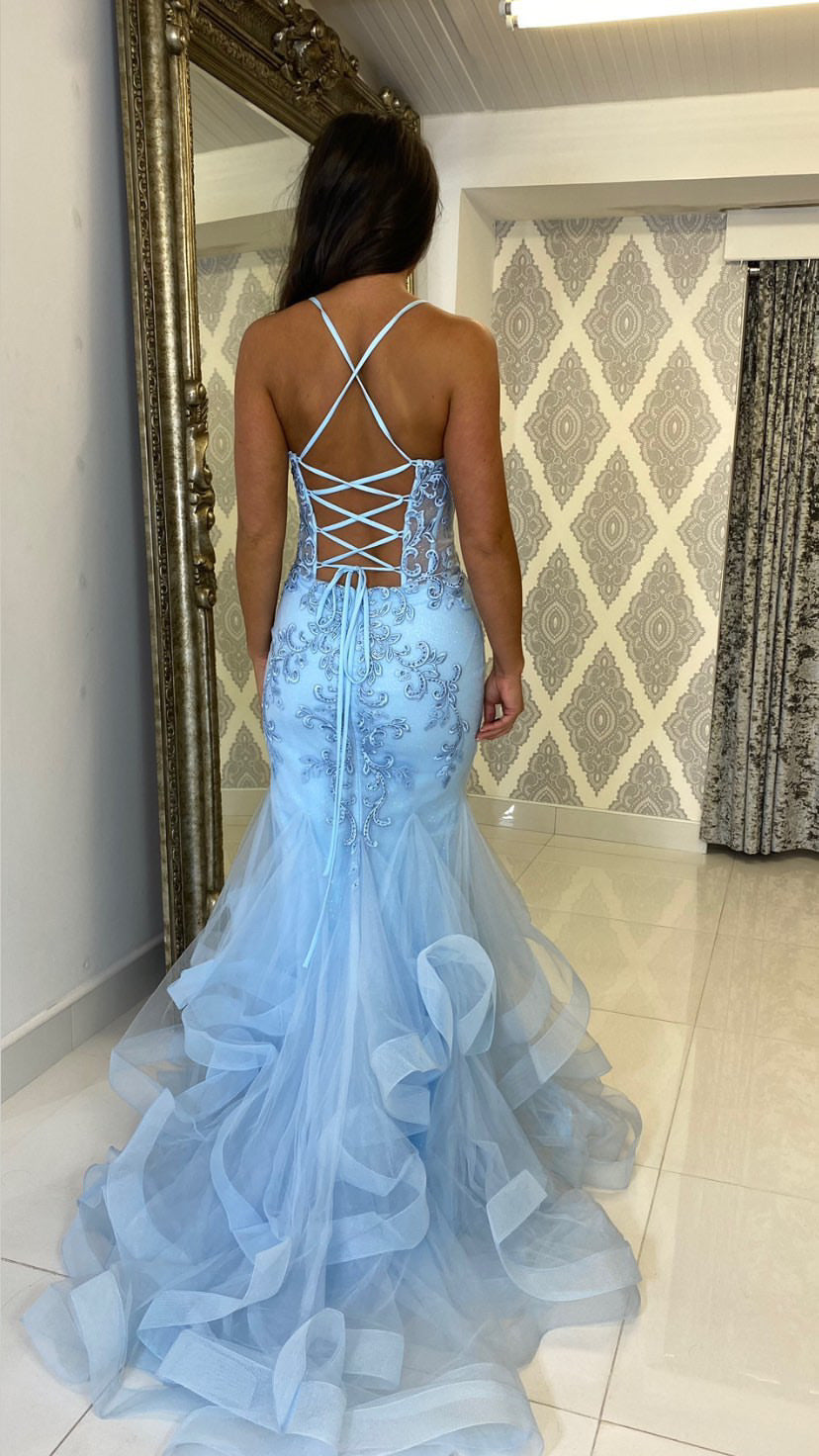 ROSIE'S CLOSET IN STORE