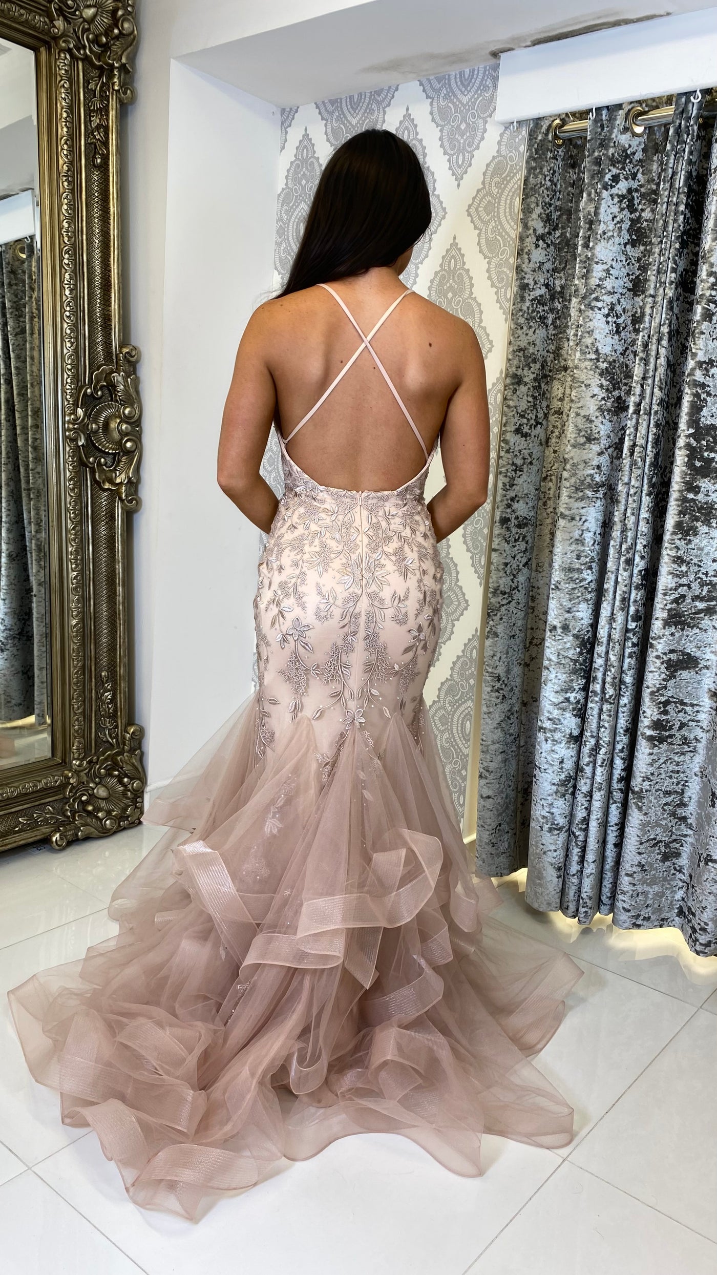 ROSIE'S CLOSET IN STORE