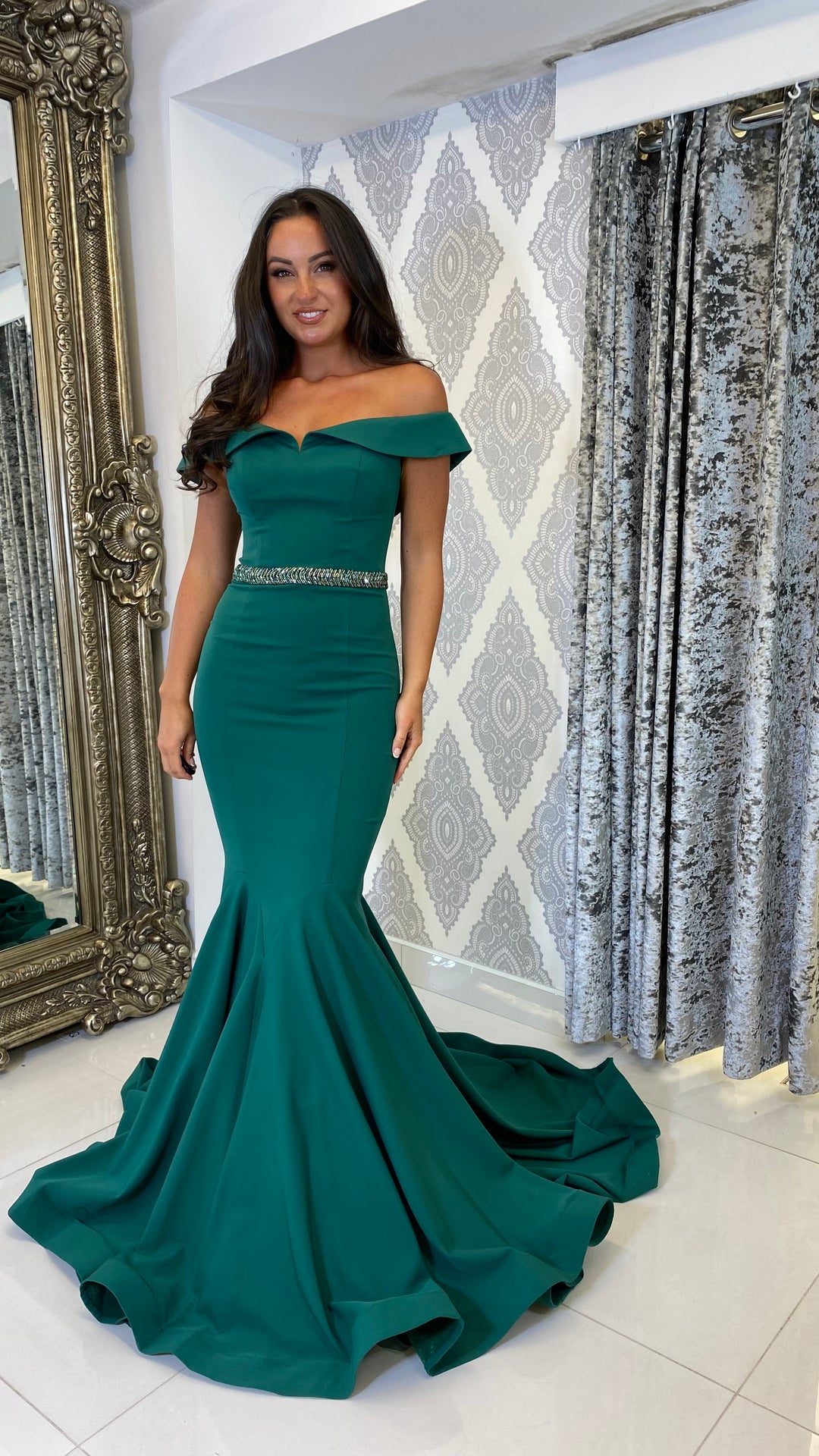 Emerald Green Bardot Fishtail Full Length Gown Rosies Closet Emerald Green Bardot Fishtail Full Length Gown Rosies Closet