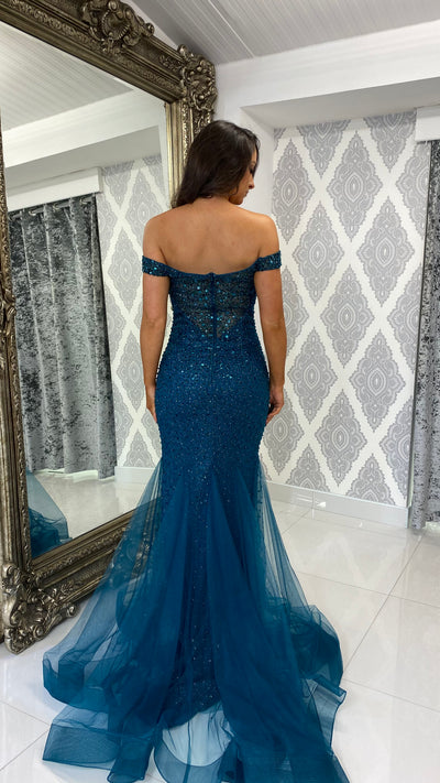 ROSIE'S CLOSET IN STORE