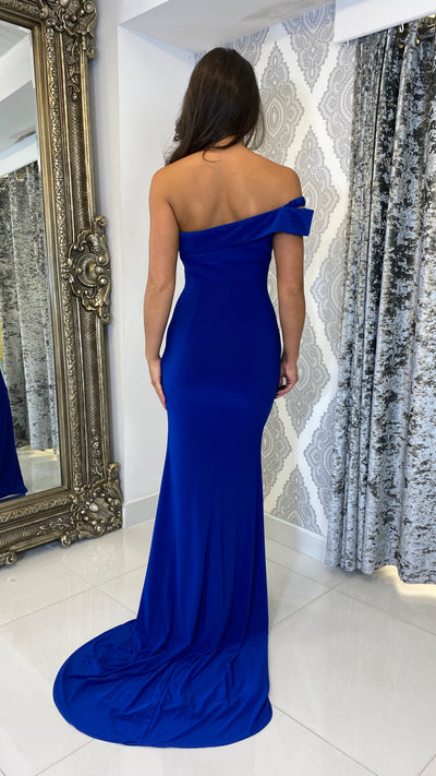 ROSIE'S CLOSET IN STORE