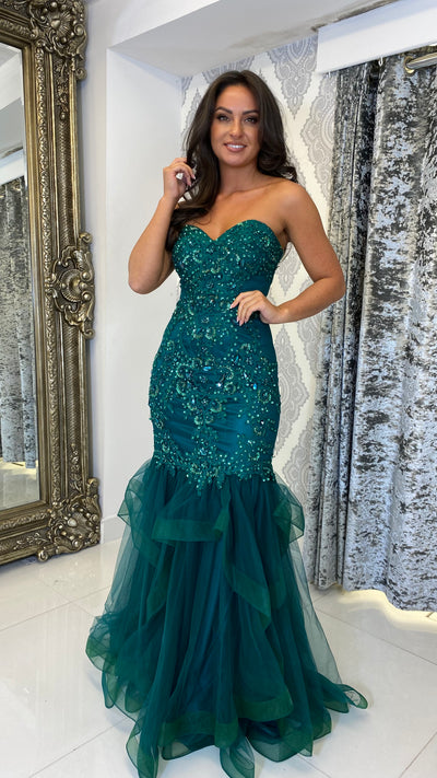 ROSIE'S CLOSET IN STORE