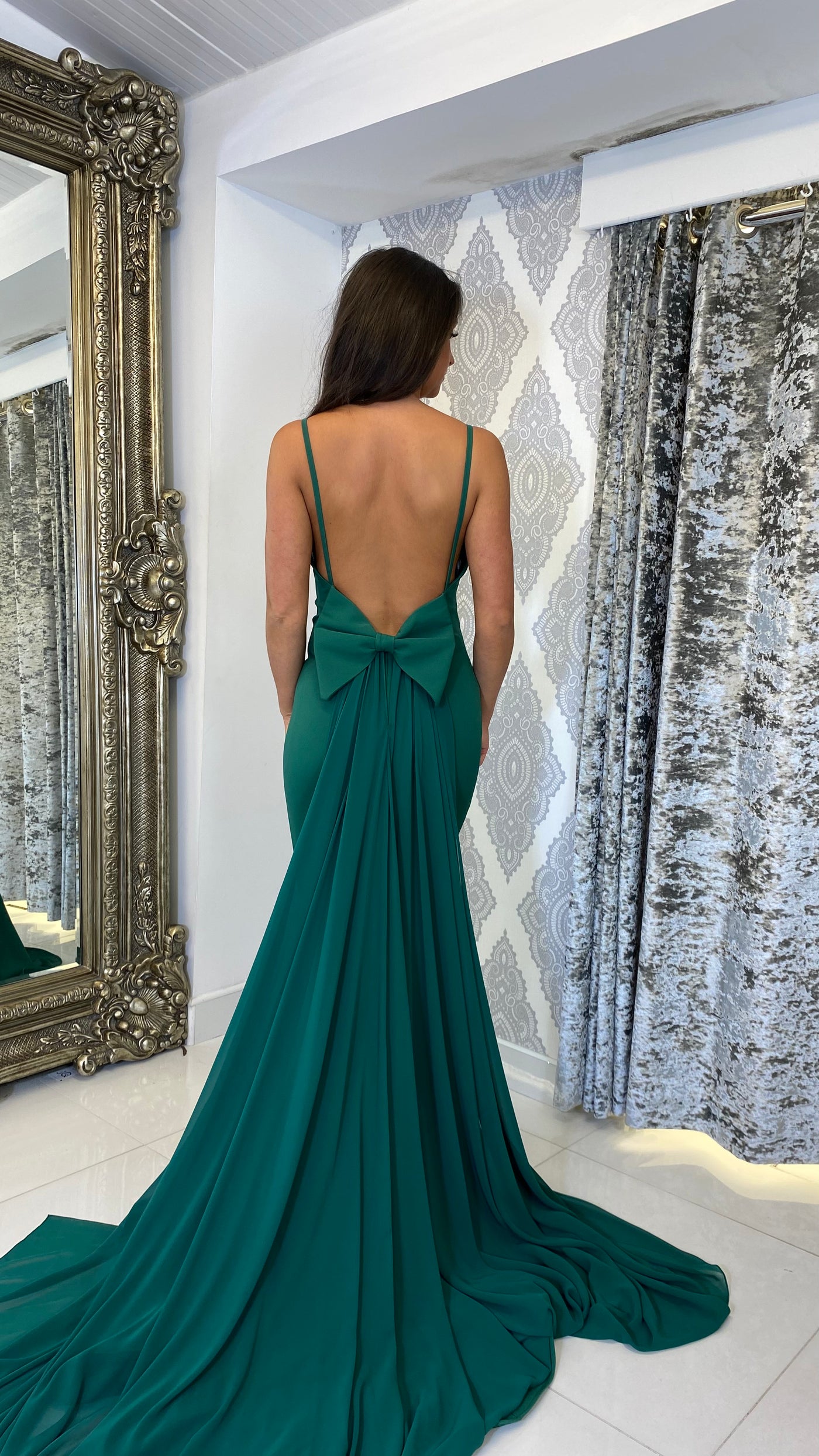 Green Bow Back Chiffon Trail Prom Dress – Rosies Closet Green Bow Back Chiffon Trail Prom Dress – Rosies Closet
