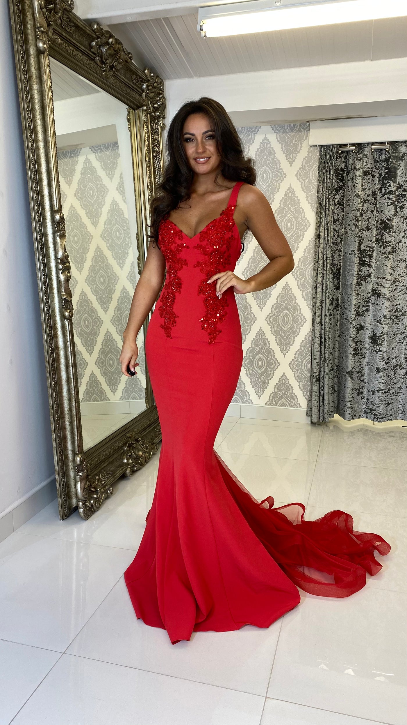 Chiffon Train Prom Dress With Plunge Neck In Red