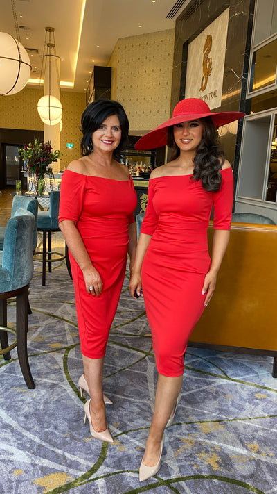 Red 3/4 Sleeve Bow Back Dress In Red